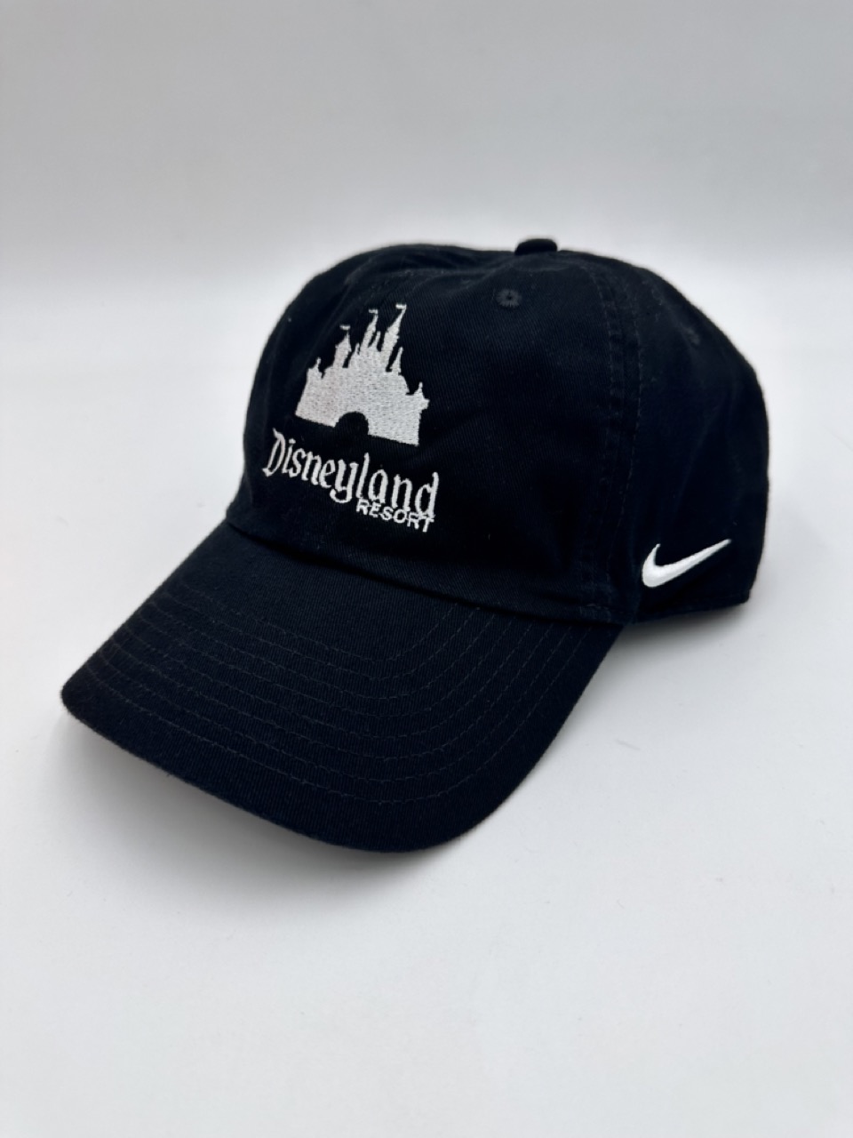 Disneyland Resort Embroidery hat Disneyland Resort Embroidery hat